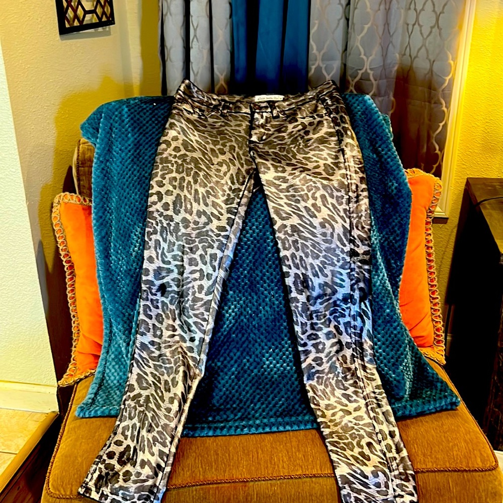 Cielo Animal Print pants never worn with a hint of royal blue.  Beautiful item